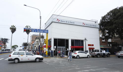 Lima: Roban más de 70 mil soles a trabajador en la puerta de un banco