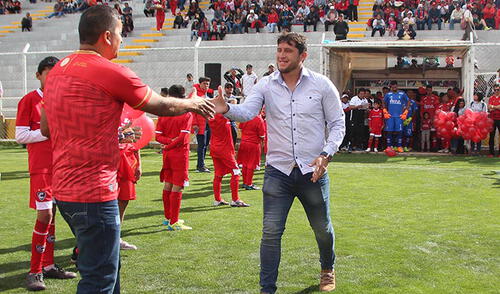 Héctor Quintanilla pidió una reunión en Lima con la FPF Héctor Quintanilla pidió una reunión en Lima con la FPF