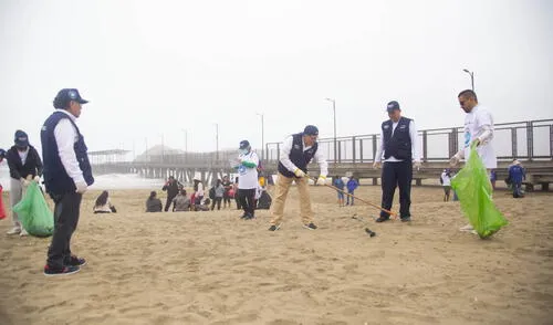 Otro de los objetivos que Andrades manifestó es convertir al pescador artesanal en pescador exportador. Foto: Fondepes Otro de los objetivos que Andrades manifestó es convertir al pescador artesanal en pescador exportador. Foto: Fondepes