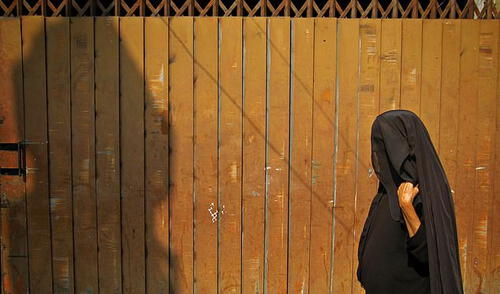 El drama de una joven que se casó sin saber que su esposo era un reclutador del ISIS