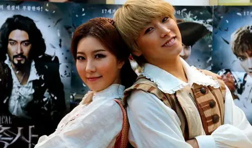 Super Junior: Sungmin y Kim Sa Eun  en "The Three Musketeers”.