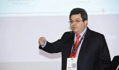 Este domingo falleció el excongresista de Arequipa Rafael Valencia Dongo