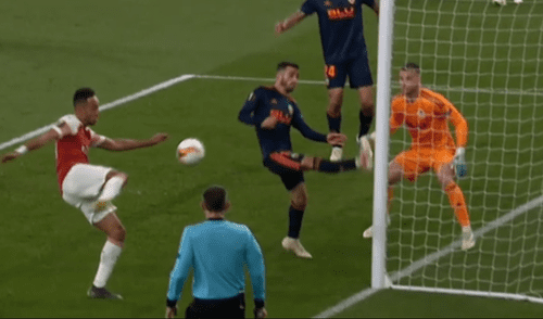 Asenal vs Valencia: Aubameyang fusiló a Neto y puso el 3-1 al último minuto [RESUMEN]