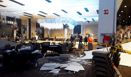 Cinco heridos en una fiesta de graduación tras desplomarse el techo [VIDEO]