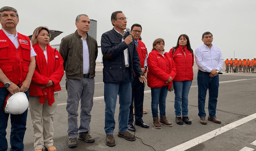 Martín Vizcarra viajó con ministros a zonas afectadas por el sismo Martín Vizcarra viajó con ministros a zonas afectadas por el sismo