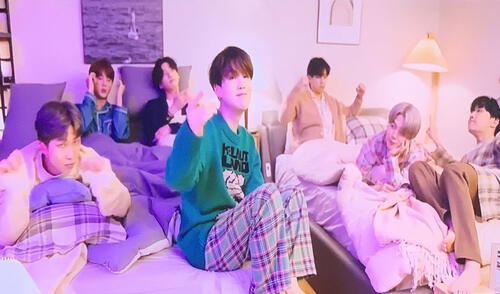 BTS, MV life goes on army ver, tiktok, participar
