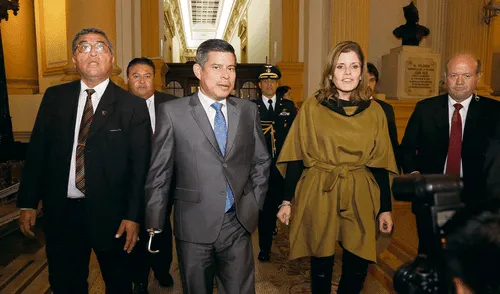 Gabinete Aráoz acudirá al Congreso el 12 de octubre