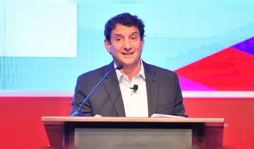 Renzo Reggiardo afirma que candidatos financian parte de su campaña