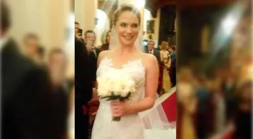 Luciana león se casó el 11 de noviembre del 2017, cuando supuestamente ya colaboraba cn Los Intocables Ediles. Foto: Captura video. Luciana león se casó el 11 de noviembre del 2017, cuando supuestamente ya colaboraba cn Los Intocables Ediles. Foto: Captura video.