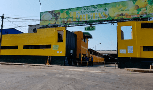 Así luce el mercado de frutas en La Victoria durante un día de inmovilización total [VIDEO] 