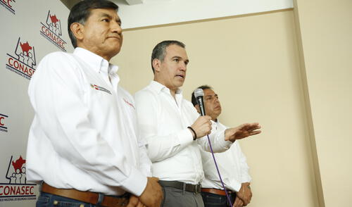 Premier apunta a mejorar la seguridad y recuperar el respeto a la Policía Nacional