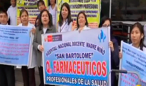 Químicos farmacéuticos acatan paro nacional de 48 horas [VIDEO]