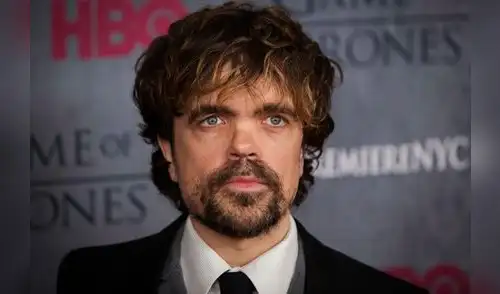 Peter Dinklage encabeza campaña para evitar la compra de perros Husky por moda de Game of Thrones Peter Dinklage encabeza campaña para evitar la compra de perros Husky por moda de Game of Thrones