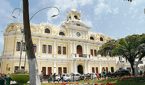 Advirtieron prohibición de suelo de alcalde y dietas de regidores en Chiclayo Advirtieron prohibición de suelo de alcalde y dietas de regidores en Chiclayo