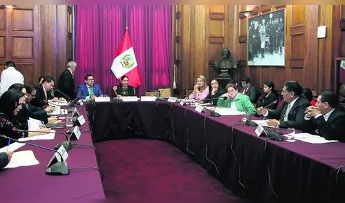 Constitución espera proyecto de reforma electoral del Ejecutivo Constitución espera proyecto de reforma electoral del Ejecutivo