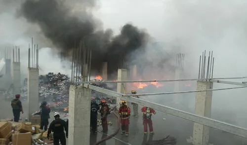 Incendio en almacén de juguetes causó alarma en Barrios Altos