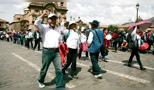 Alcalde de Cusco pide suspender protestas durante fiestas 