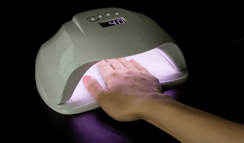 Secado de uñas causa cáncer