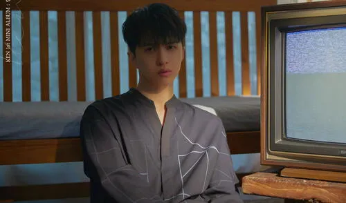 Ken, VIXX, servicio militar