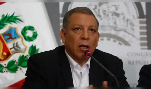 Arana califica como “afrenta” la juramentación de Gonzalo Chávarry 