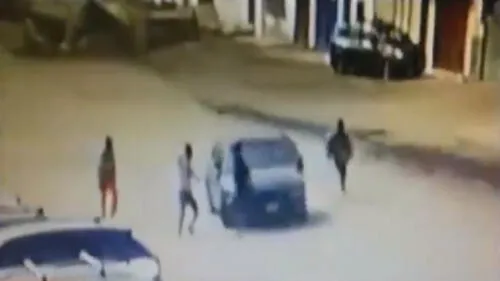 Punta Negra: cámara captó violento asalto a una familia en plena calle [VIDEO] 