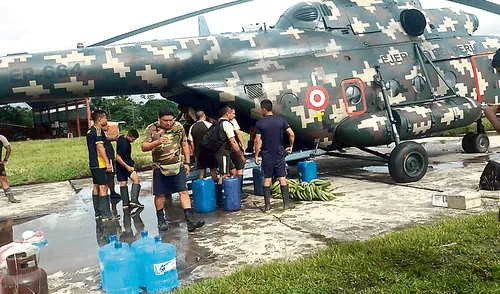 Helicóptero siniestrado transportaba bidones de gasolina y balones de gas Helicóptero siniestrado transportaba bidones de gasolina y balones de gas