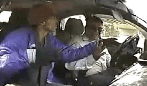 En YouTube, espeluznante ataque de 16 puñaladas a conductor horrorizó al mundo [VIDEO]