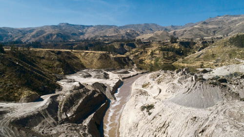 éxito. Tras varias semanas río Colca fue desembalsado.