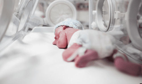 La ictiosis Arlequín, una enfermedad que le tocó vivir a una joven familia en Perú, tras el nacimiento de su hijo. Ictiosis arlequín en Perú: un caso que se da cada 300.000 nacimientos