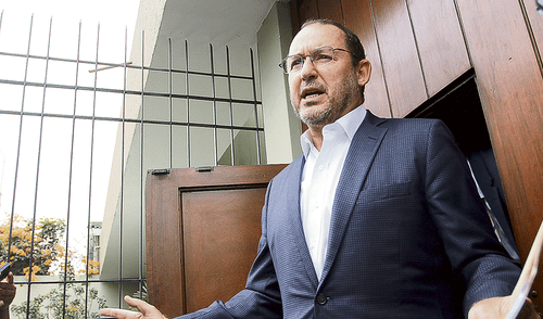 José Chlimper tiene récord de inasistencias en directorio del BCR