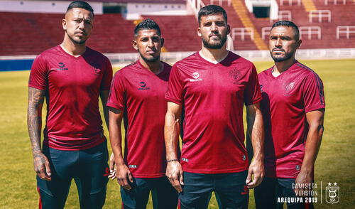 Camiseta Melgar