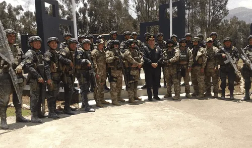 Policías demuestran habilidades en operaciones de alto riesgo