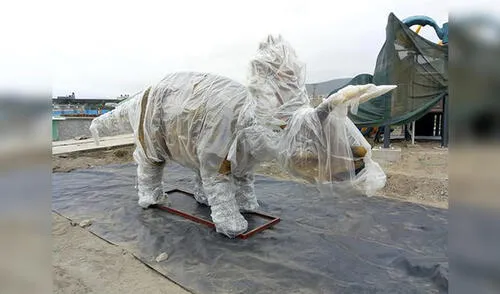 Investigarán compra de dinosaurios para parque temático en Arequipa