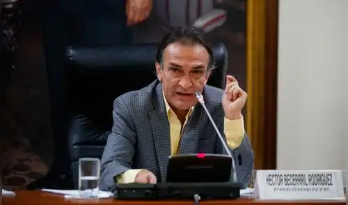 Becerril pedirá que Fernando Zavala vaya a Comisión Permanente por audio con el contralor