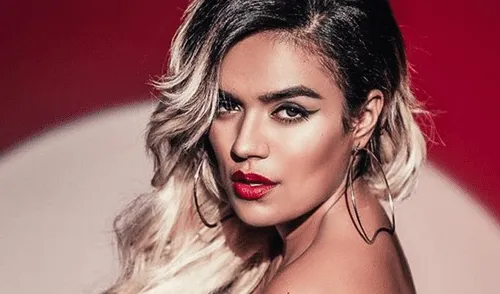 Karol G remece YouTube al confirmar operación estética en reveladora entrevista [VIDEO]