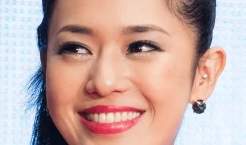 Actriz del cine para adultos indigna a China por llevar "símbolo revolucionario" [FOTOS]