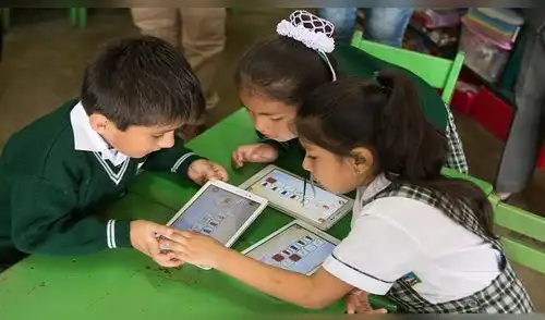 ‘Aula Digital’: Más de 38 mil escolares de Lima Sur accedieron a educación digital 