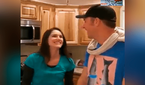 Facebook viral: mujer reta a su novio a las adivinanzas y le confiesa que está embaraza en plena competencia Facebook viral: mujer reta a su novio a las adivinanzas y le confiesa que está embaraza en plena competencia