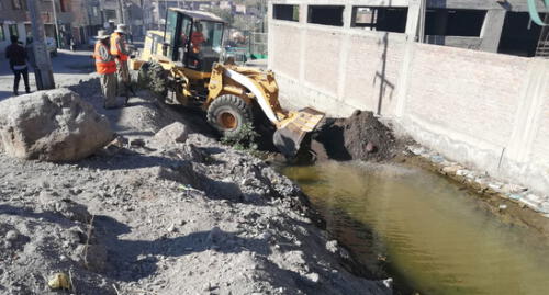 Inician limpieza de torrenteras ante próxima temporada de lluvias. Inician limpieza de torrenteras ante próxima temporada de lluvias.