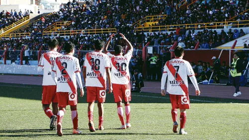 Alfonso Ugarte sacó ventaja ante Credicoop en Puno