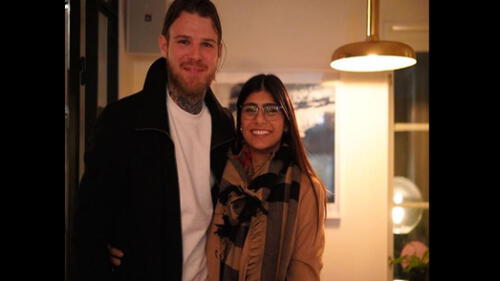 Mia Khalifa cuenta qué le provocó hacer al ver a su pareja en traje