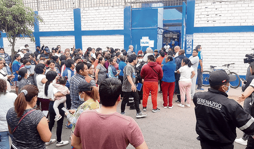 Momentos de pánico. El asesinato fue cometido dentro del colegio. Algunos alumnos fueron testigos del horrendo episodio.