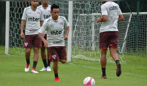 Cueva llegó a Brasil con retraso