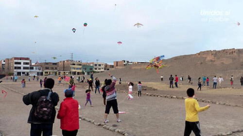 Concurso de cometas en Puno Concurso de cometas en Puno