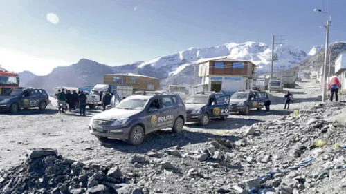 Puno: Delincuentes desatan balacera en La Rinconada para robar en minera Puno: Delincuentes desatan balacera en La Rinconada para robar en minera