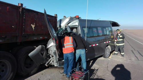 Un muerto y seis heridos deja accidente en carretera de Moquegua [FOTOS]