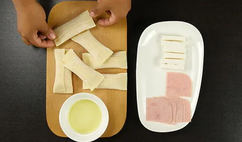 Prepara tequeños de jamón y queso