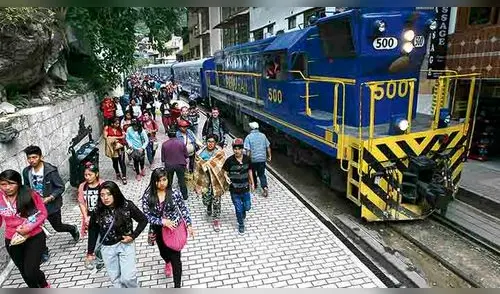 Suspenden dictado de clases y restringen servicios turísticos en Cusco