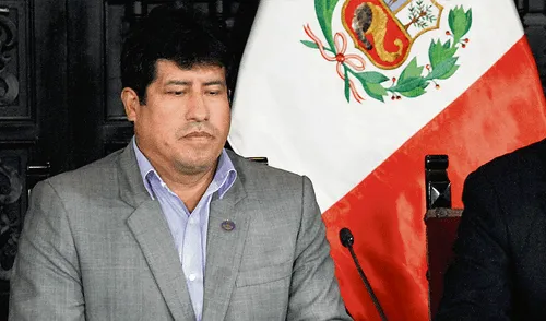 Alcalde acusa: Hugo Flores fue quien me pidió coima de 5% Alcalde acusa: Hugo Flores fue quien me pidió coima de 5%