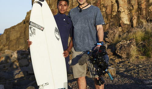 Junto al director británico Adam Brown, quien lo acompañó a varias competencias internacionales.